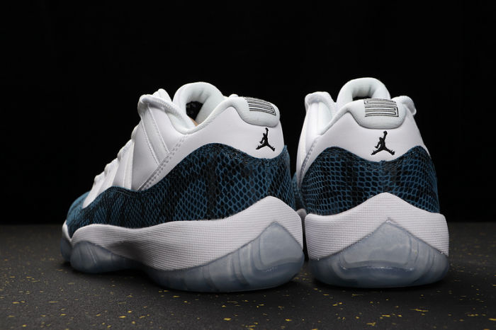 AJ11 Retro Classics Basketball Shoes CD6846-102