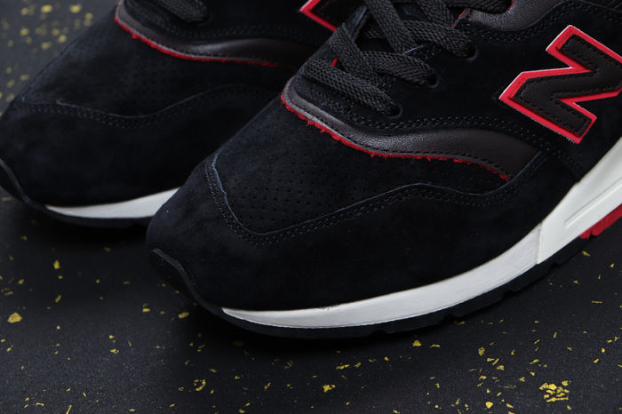 NB997 Classics 009