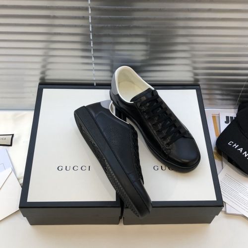 Gucci black board shoes