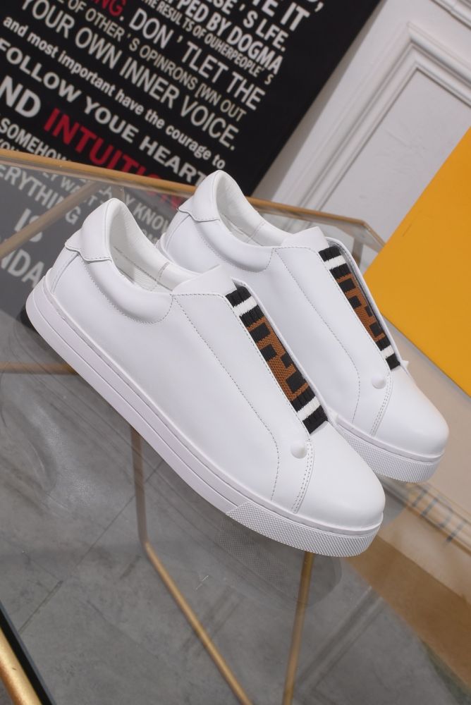 Fendi fashionable leather casual white shoes
