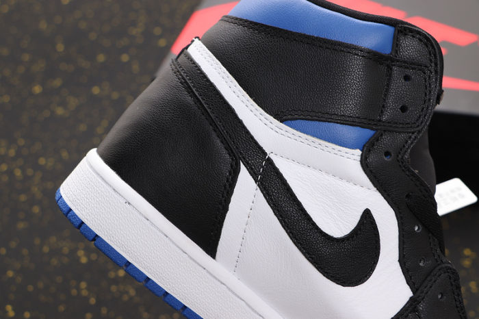 AJ 1 High Retro Classics Shoes 555088-041