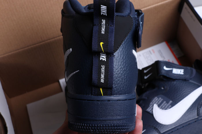 Air Force 1 Mid