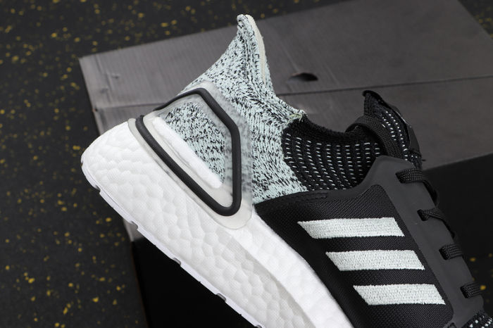 UltraBOOST 19