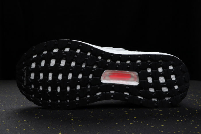 UltraBOOST 19