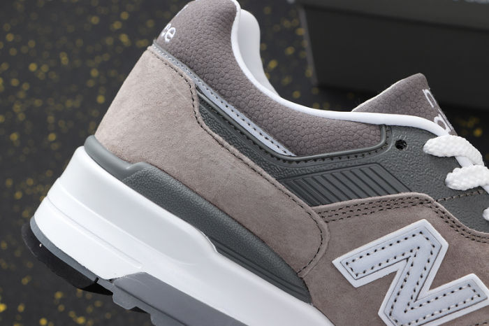 NB997 Classics 002