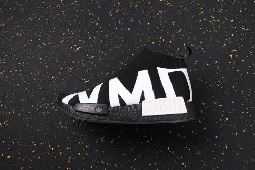 NMD_R1 Boost