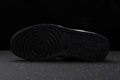 AJ 1 Low Retro Classics Shoes CJ9216-051