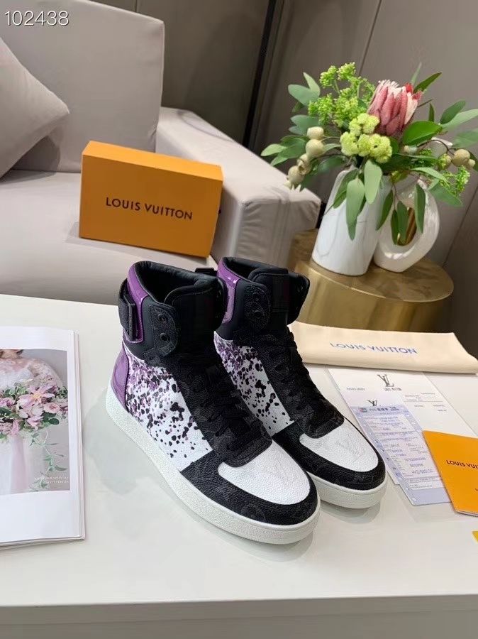 LV original mold with LOGO wear-resistant lightweight rubber outsole shoes!