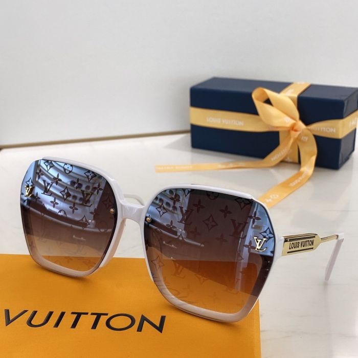 LOUVUITTO* ✨✨✨ High quality, simple and generous, super light, comfortable to wear, excellent effect on face 🕶️