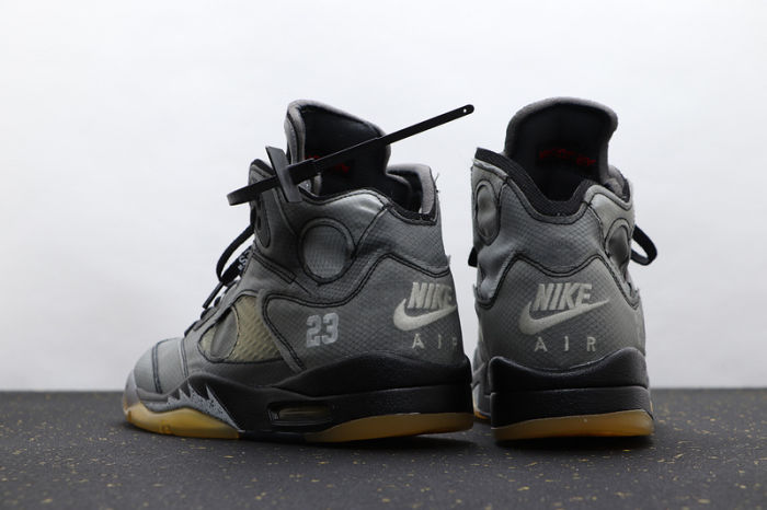 AJ5 Retro Classics Shoes CT8480-001