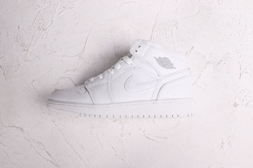 AJ 1 Mid Retro Classics Shoes 554724-109