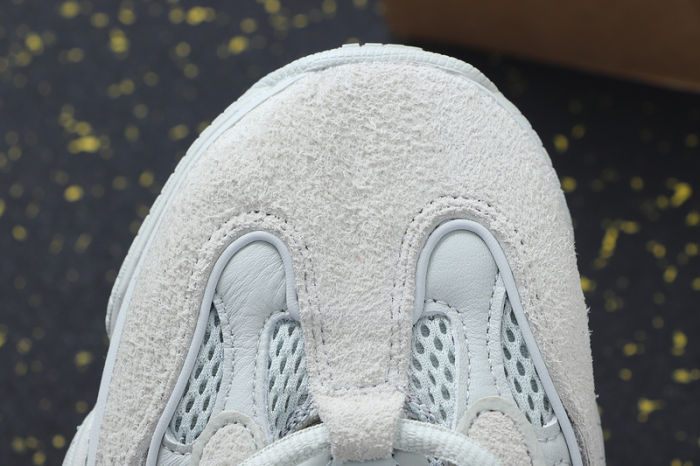 YEEZY BOOST 500