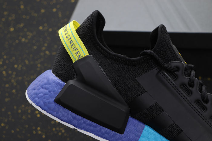 NMD_R1 Boost