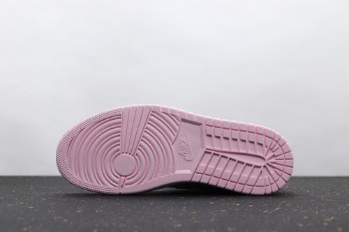 Women's AJ 1 Mid Retro Classics Shoes CW5379-600