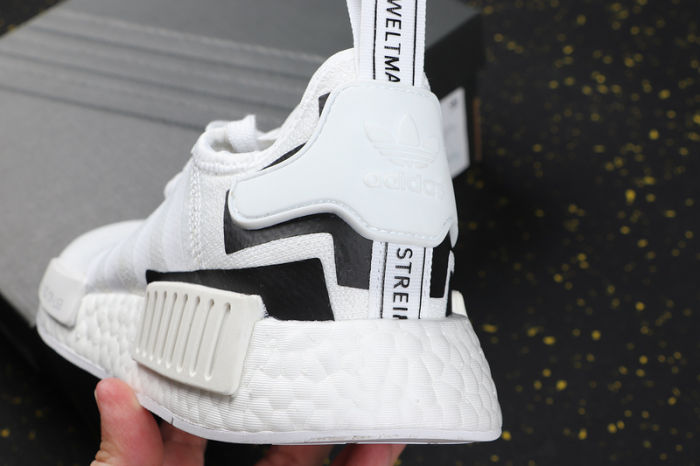 NMD_R1 Boost