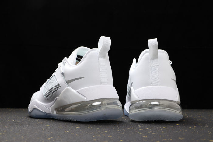 AJ270 Retro Classics Shoes CK1196-100