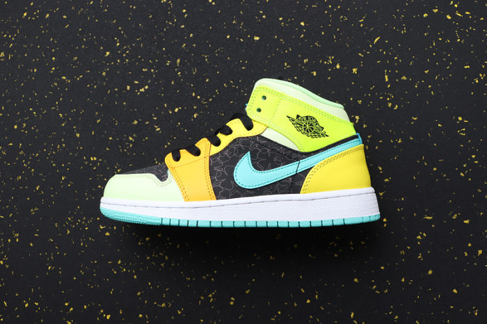 AJ 1 Mid Retro Classics Shoes BQ6931-037