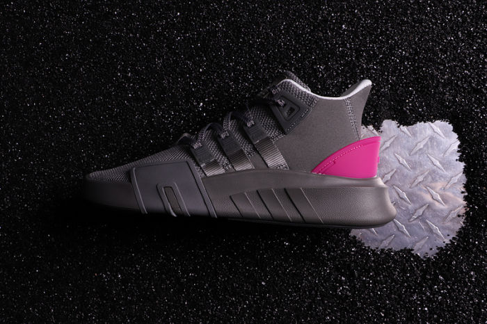 EQT Back ADV