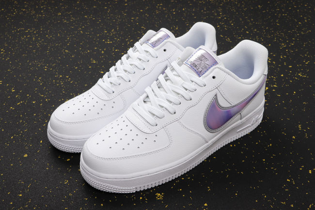 Air Force 1 07 LV8 3