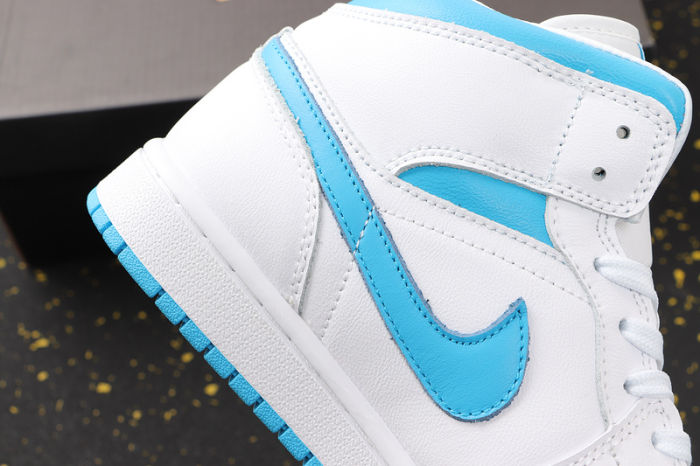 AJ 1 Mid Retro Classics Shoes BQ6472-114