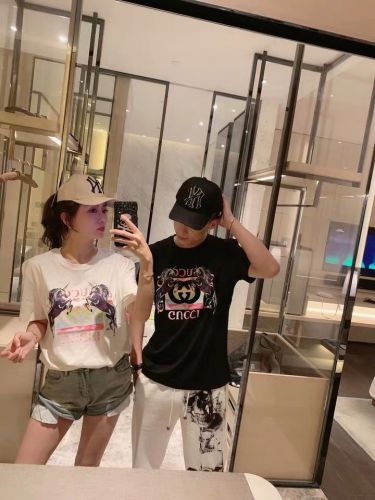 Gucci short sleeve men and women couple💑 black and white S M L XL