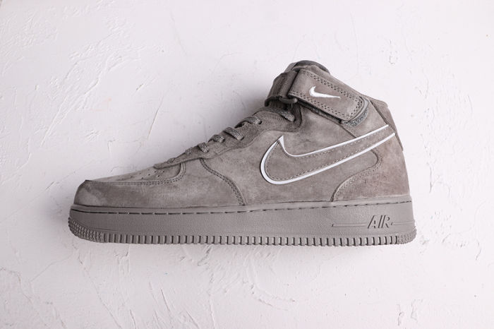 Air Force 1 Mid
