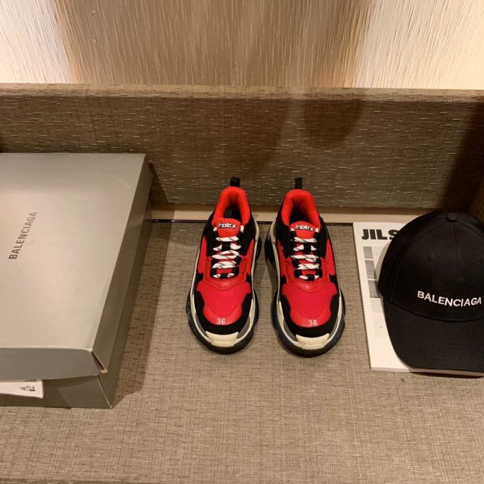 Balenciaga triple-s dad shoes