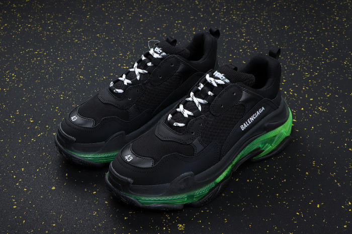 Triple S Classics DA96