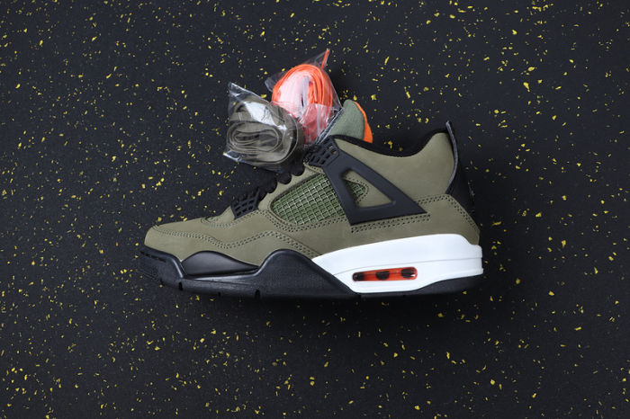 AJ4 Retro Classics Shoes JBM351