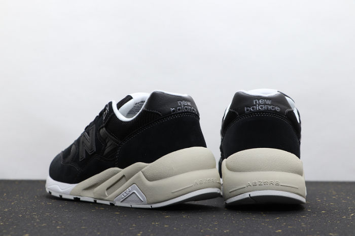 NB580 Classics 004