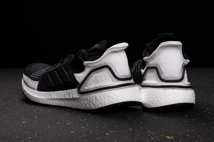 UltraBOOST 19