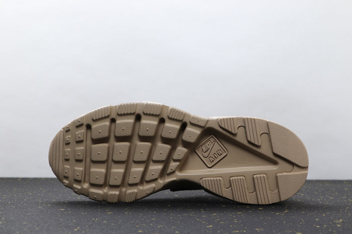 Air Huarache Run 557