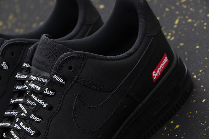 Supreme x Air Force 1 '07