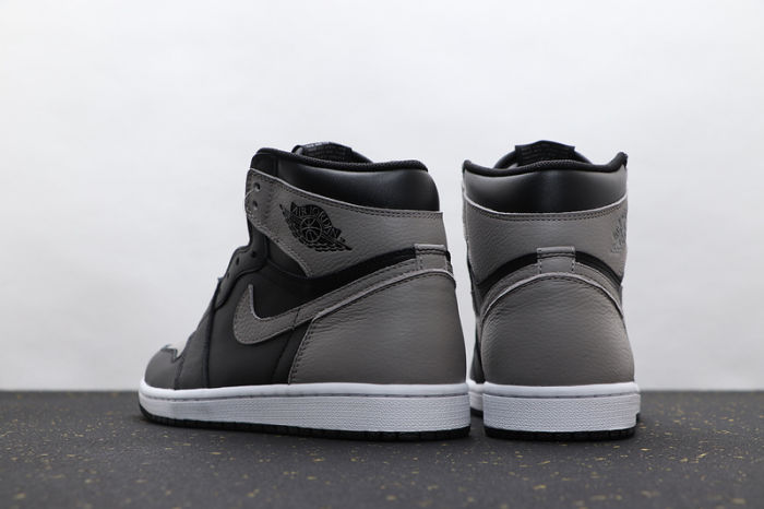 AJ 1 High Retro Classics Shoes 555088-013