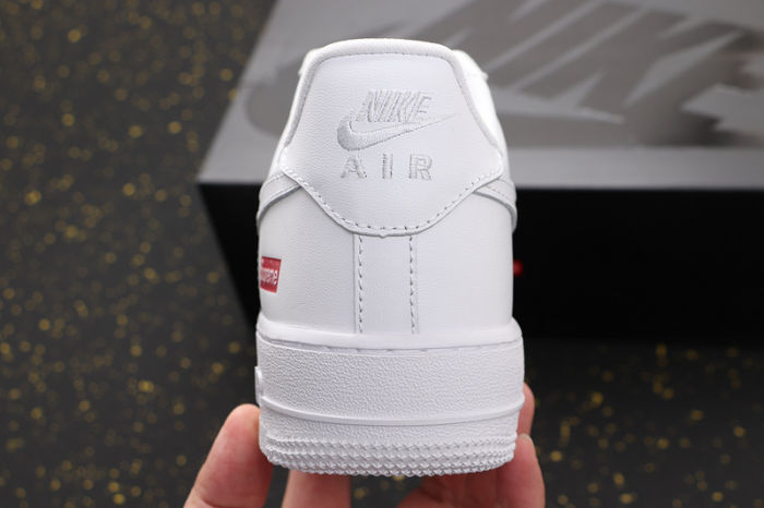 Supreme x Air Force 1 '07