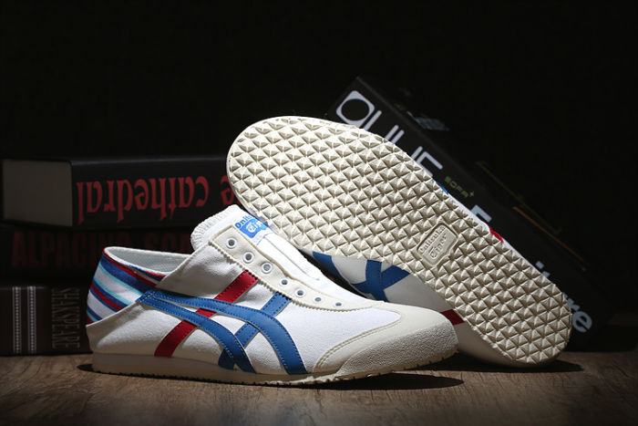 Mexico 66 Retro Classics Canvas Shoes