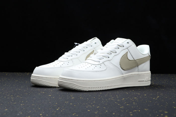 Air Force 1 Low '07 PRM 2