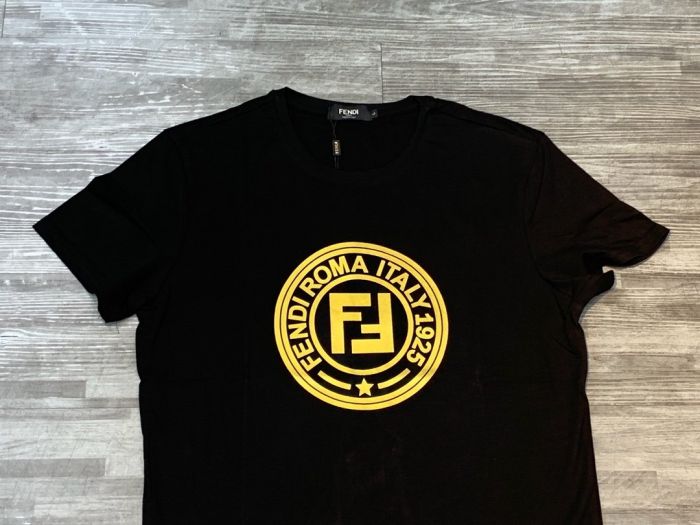Fendi Fendi short sleeve men and women couples 💑 black and white