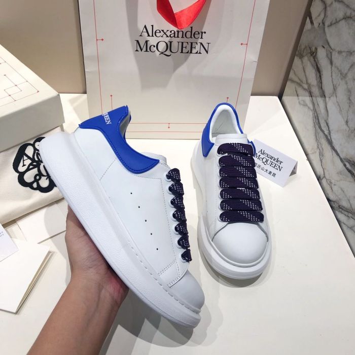 The 2020 autumn and winter new product counter syncs AlexanderMcQUEEN male. Lesbian McQueen [rose] new color outsole and leather new color [rose] white shoes, shop purchase original version 1⃣️:1⃣️Create: new last shape, new silk imported leather fabric identical to the original, new silk imported Sheepskin feet + silk imported sheepskin