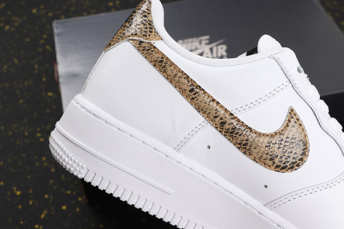 Air Force 1 Low Retro PRM QS