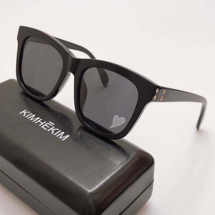 KIMHĒKIM  Sunglasses