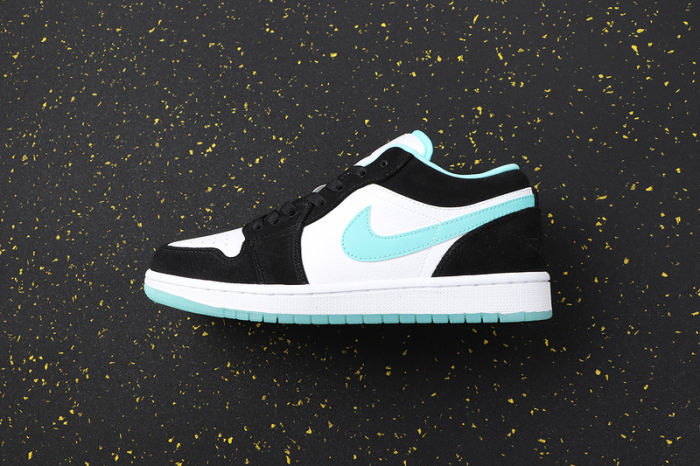 AJ 1 Low Retro Classics Shoes CQ9828-131