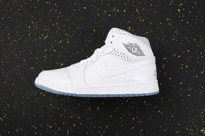AJ 1 Mid Retro Classics Shoes CI9100-100