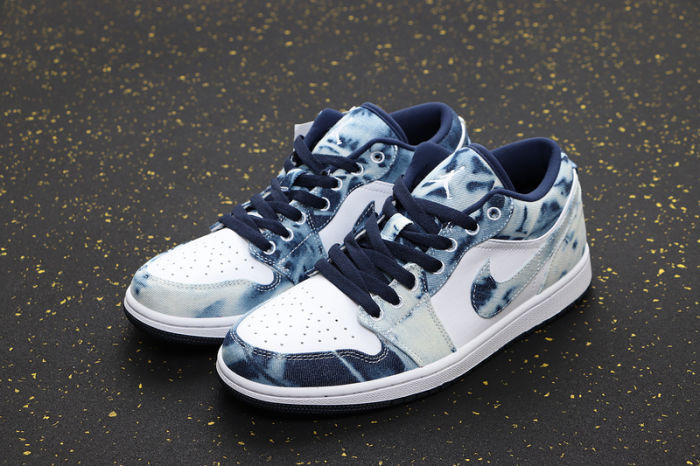 AJ 1 Low Retro Classics Shoes CZ8455-100