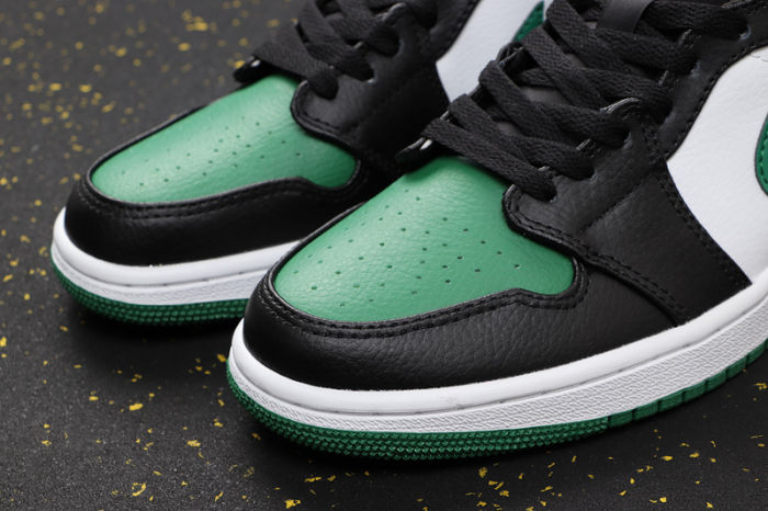 AJ 1 Mid Retro Classics Shoes 554724-067