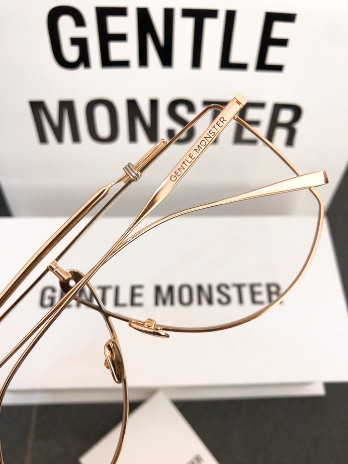 GENT MONSTER sunglasses