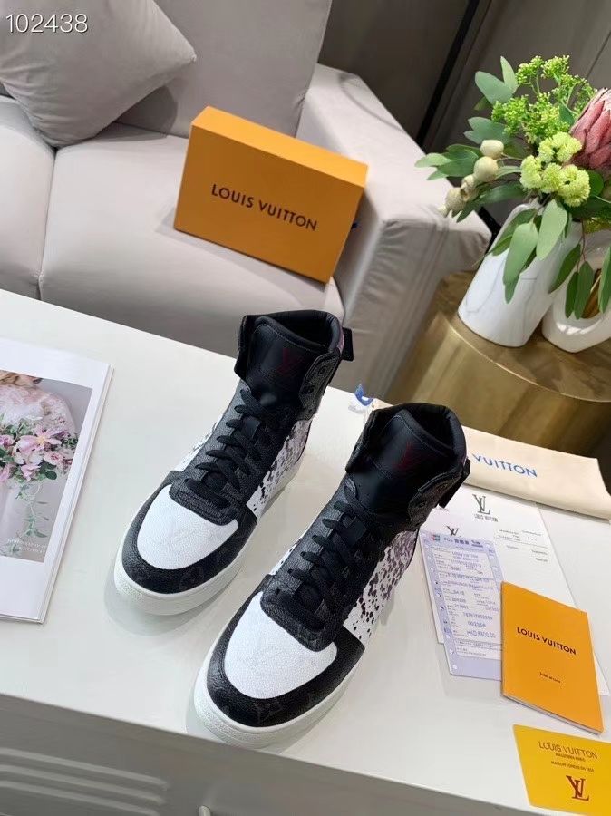 LV original mold with LOGO wear-resistant lightweight rubber outsole shoes!