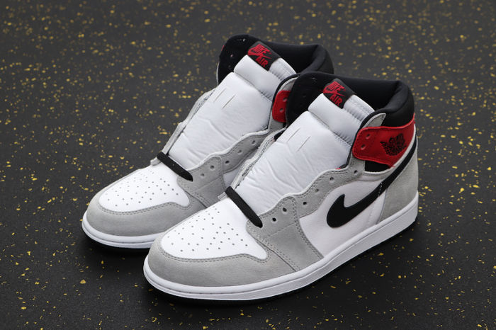 AJ 1 High Retro Classics Shoes 555088-126