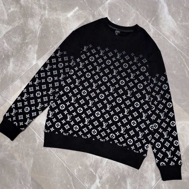 Louis Vuitton's autumn/winter 2020 catwalk design features a crew-neck hoodie with a gradual print LOGO