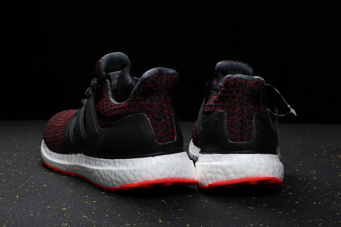 UltraBOOST 4.0